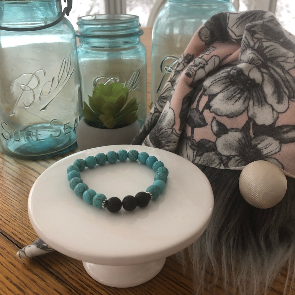 Essential oil diffusing bracelets - Picture 3 of 8